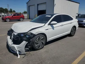 Volkswagen Jetta 1.4L 4 2021
