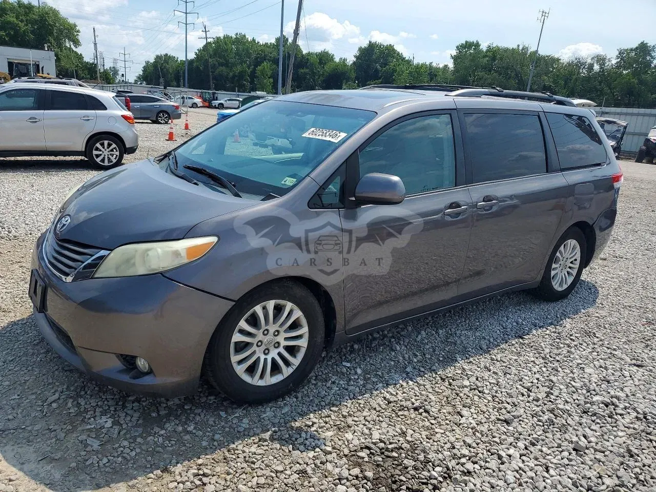 Toyota Sienna 3.5L 6 2011