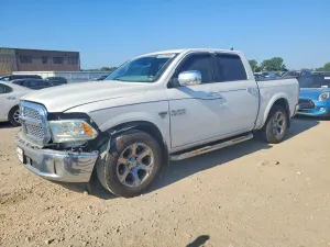 RAM 1500 5.7L 8 2015