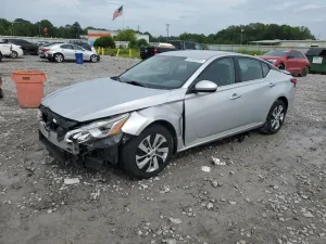 Nissan Altima S 2.5L 4 2019