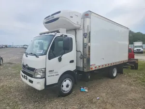 Hino Motors 195 5.1L 4 2018