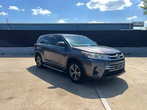Toyota Highlander 2.7L 4 2017