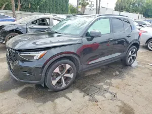 Volvo XC40 2.0L 4 2024