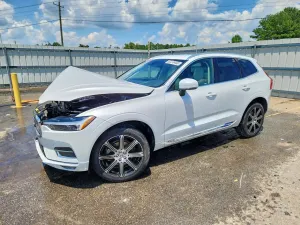 Volvo XC60 2.0L 4 2021