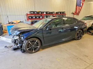 Toyota Camry 2.5L 4 2018