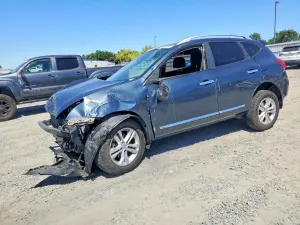 Nissan Rogue 2.5L 4 2012