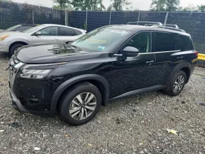 Nissan Pathfinder 3.5L 6 2025
