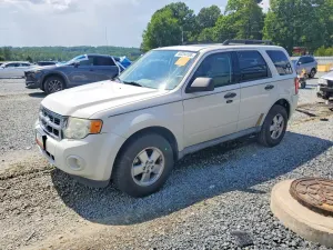 Ford Escape 2.5L 4 2010