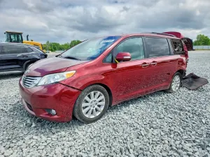 Toyota Sienna 3.5L 6 2013
