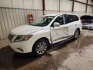 Nissan Pathfinder 3.5L 6 2015