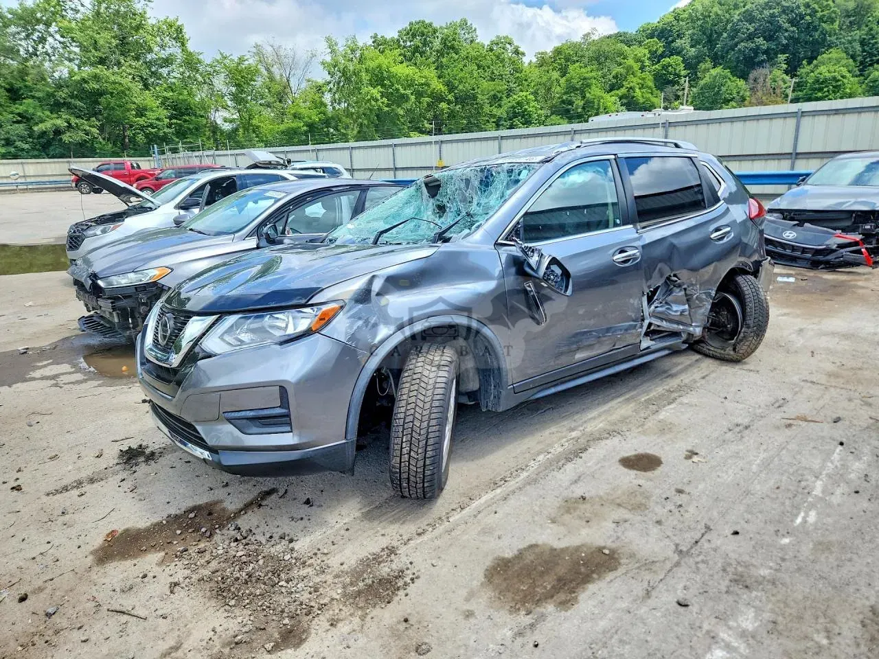 Nissan Rogue 2.5L 4 2020