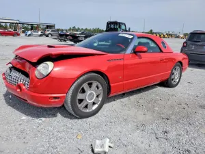 Ford Thunderbird 3.9L 8 2004