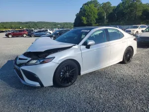 Toyota Camry 2.5L 4 2021