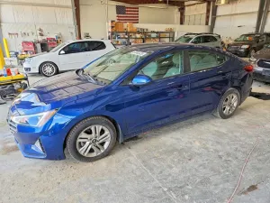 Hyundai Elantra 2.0L 4 2019