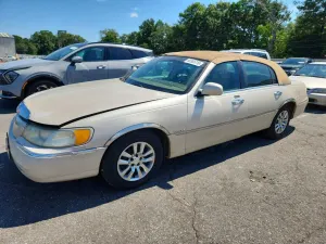 Lincoln Town Car 4.6L 8 2000