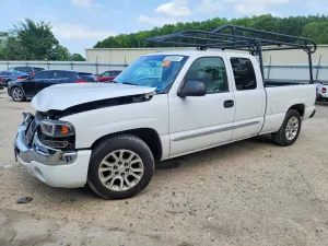 GMC Sierra 4.8L 8 2004