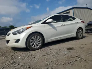 Hyundai Elantra 1.8L 4 2012