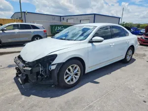 Volkswagen Passat 1.8L 4 2017