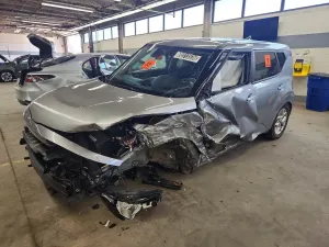 Kia Soul 2.0L 4 2025