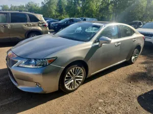 Lexus ES 3.5L 6 2015