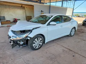 Nissan Sentra 2.0L 4 2023