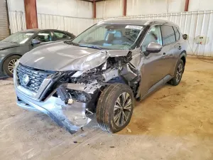 Nissan Rogue 2.5L 4 2021