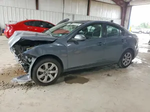 Mazda 3 2.0L 4 2012
