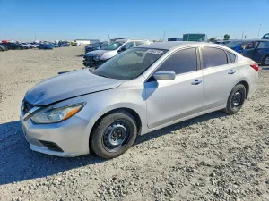 Nissan Altima 2.5L 4 2017