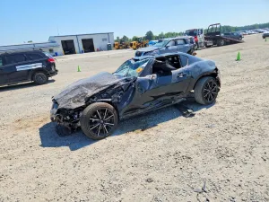Mazda MX-5 (Miata) 2.0L 4 2025
