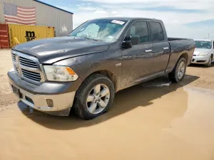 RAM 1500 SLT 5.7L 8 2016
