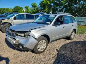Subaru Forester 2.5L 4 2010
