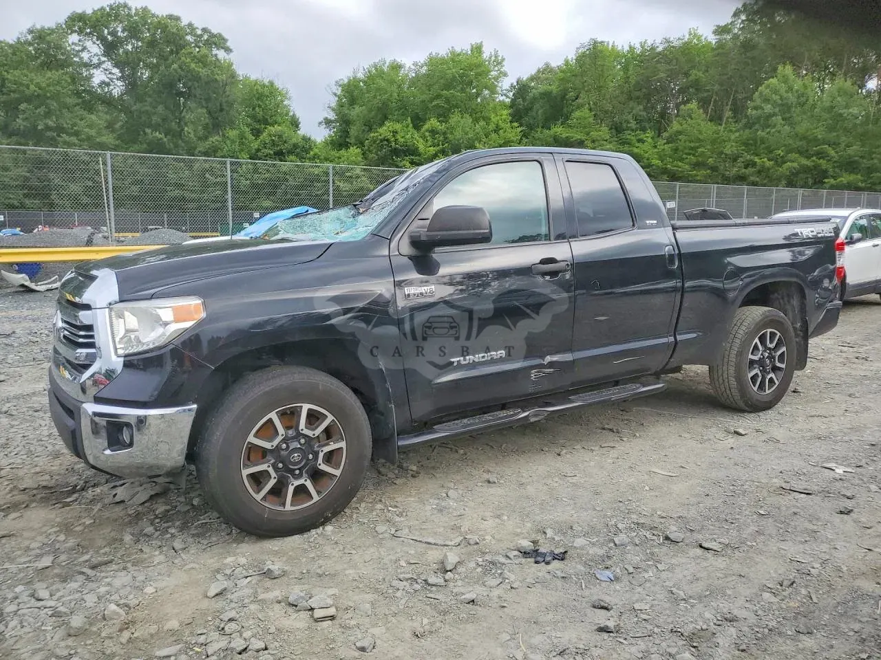 Toyota Tundra 5.7L 8 2017