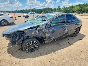 Toyota Corolla 1.8L 4 2015