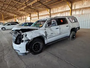 Chevrolet Suburban 5.3L 8 2017