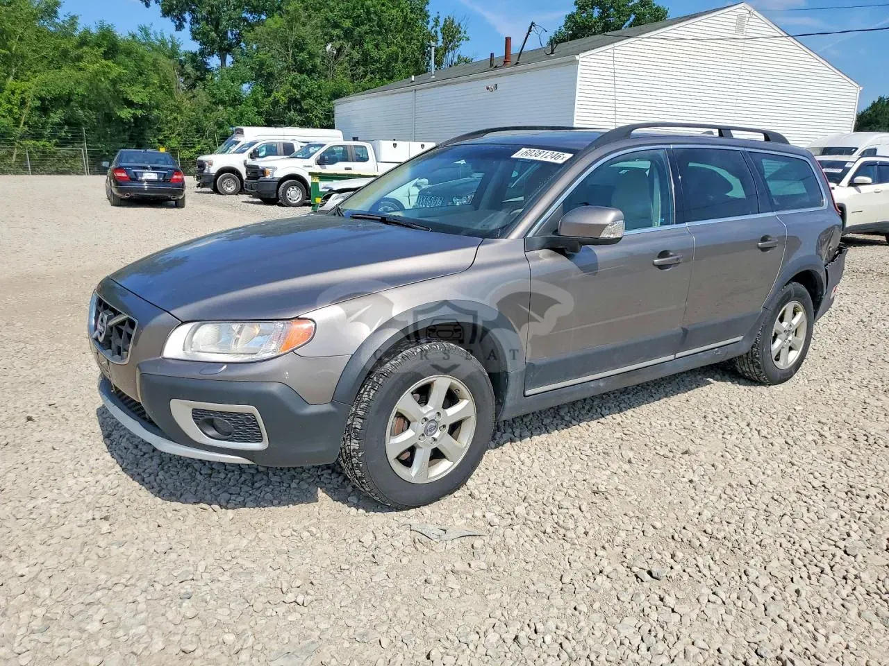 Volvo XC70 3.2L 6 2011
