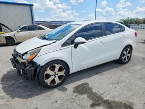 Kia Rio 1.6L 4 2013