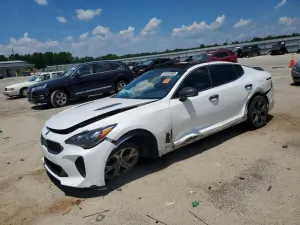 Kia Stinger 3.3L 6 2019