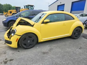 Volkswagen Beetle 2.5L 5 2012