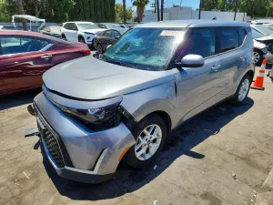 Kia Soul 2.0L 4 2023