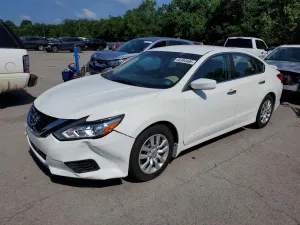 Nissan Altima 2.5L 4 2017