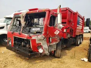 Mack 600 11.9L 6 2007