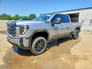GMC Sierra 6.6L 8 2025