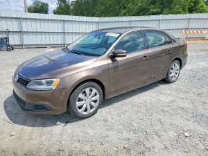 Volkswagen Jetta 2.5L 5 2012