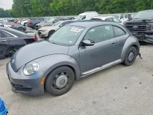 Volkswagen Beetle 2.5L 5 2013