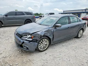 Volkswagen Jetta 2.0L 4 2014