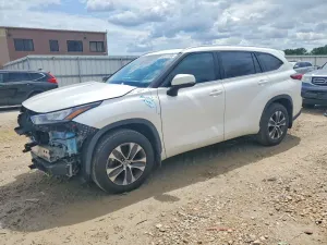 Toyota Highlander 3.5L 6 2020