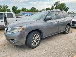 Nissan Pathfinder 3.5L 6 2015