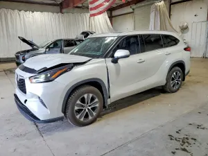 Toyota Highlander 3.5L 6 2022