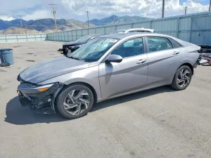 Hyundai Elantra 2.0L 4 2024