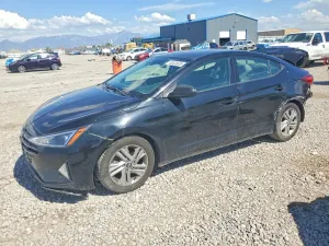 Hyundai Elantra 2.0L 4 2019